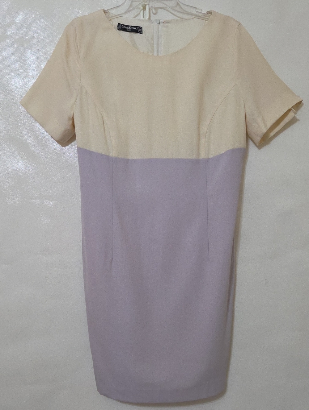 Vintage Louis Feraud Women's Two-Tone Cream and Lavender Sheath Dress - Size 16